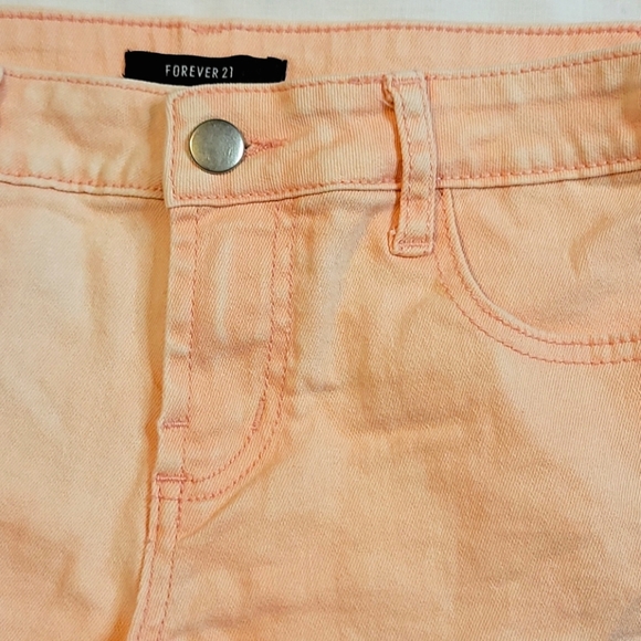 NWOT Forever 21 Acid Washed Denim Shorts - Picture 13 of 16
